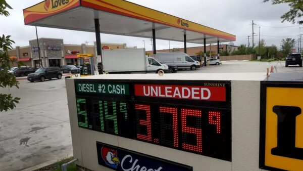 Pompë benzine në Michigan