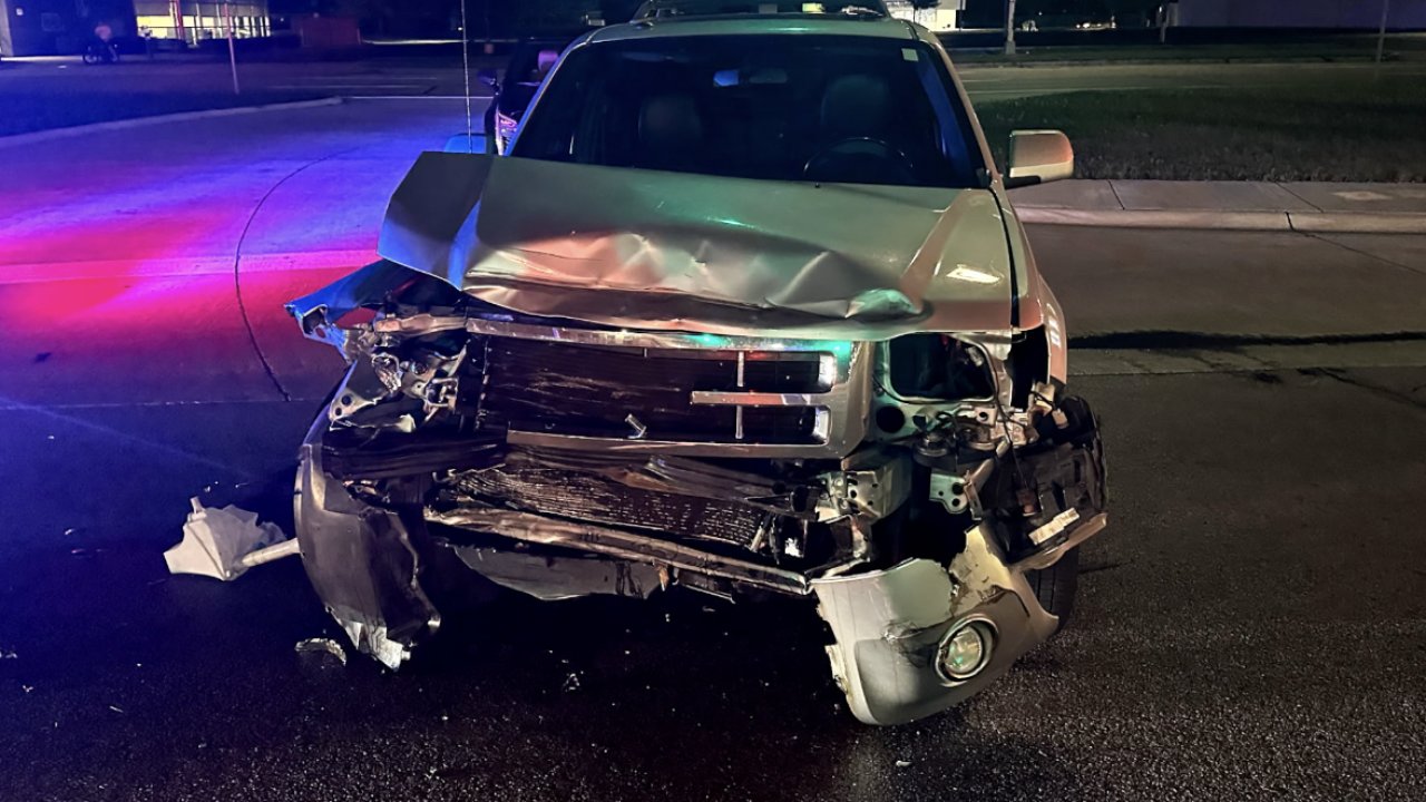 Dëmtimet në automjet pas aksidentit të 10 shtatorit në Vernier Road në Harper Woods