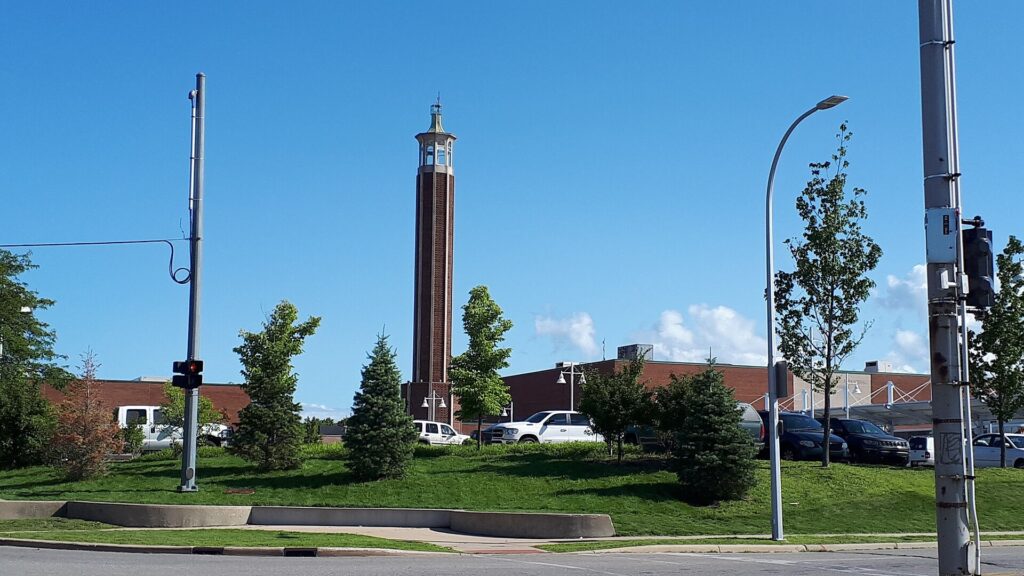 Kompleksi McMorran në qendër të Port Huron-it, ku të dielën pritet tubimi i presidentit Donald Trump